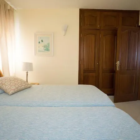 Charming By The Sea With Private Pool 别墅 *