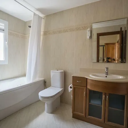 Charming By The Sea With Private Pool 科拉雷侯